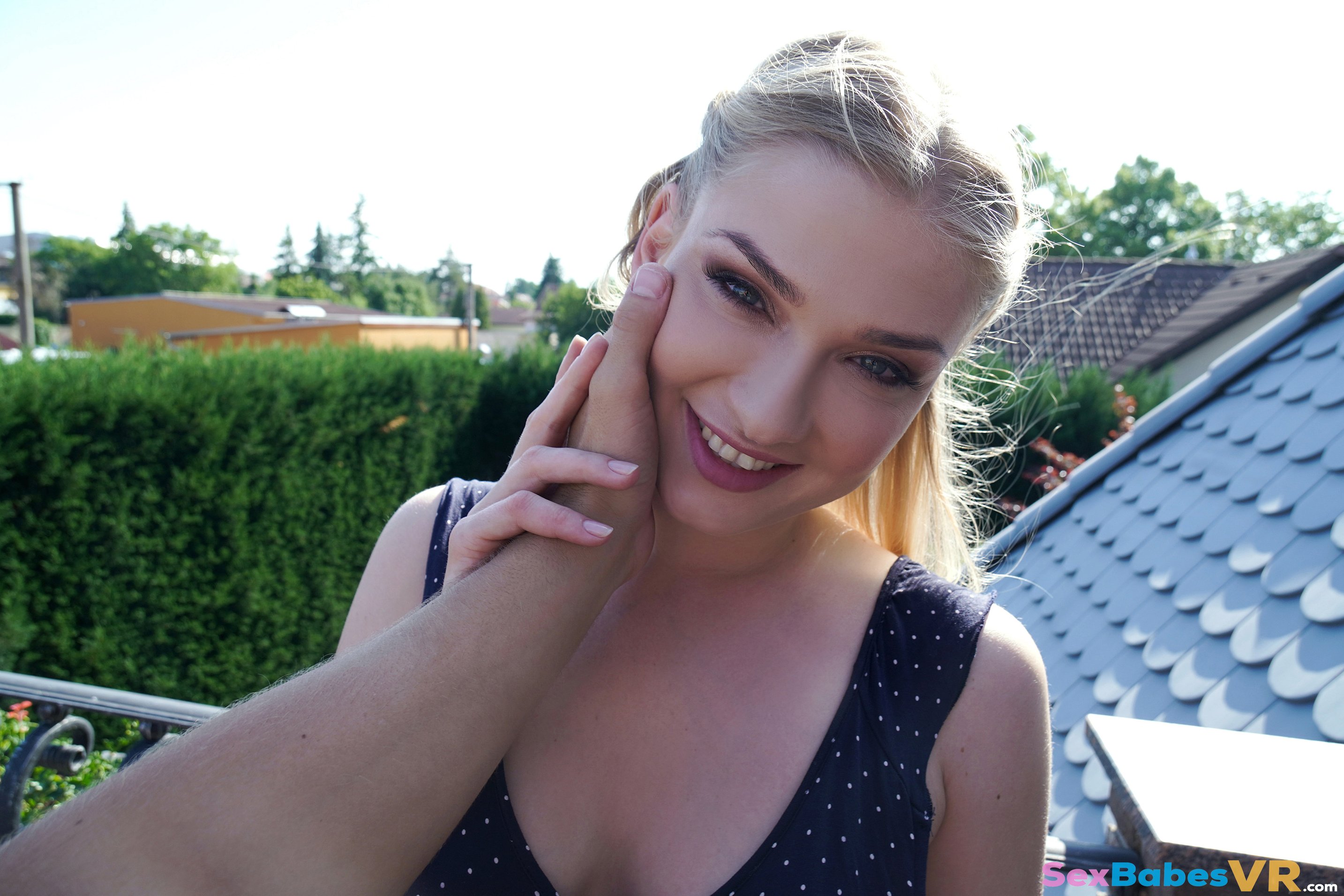 Don't Leave (Remastered) - VR PORN | SexBabesVR Slideshow